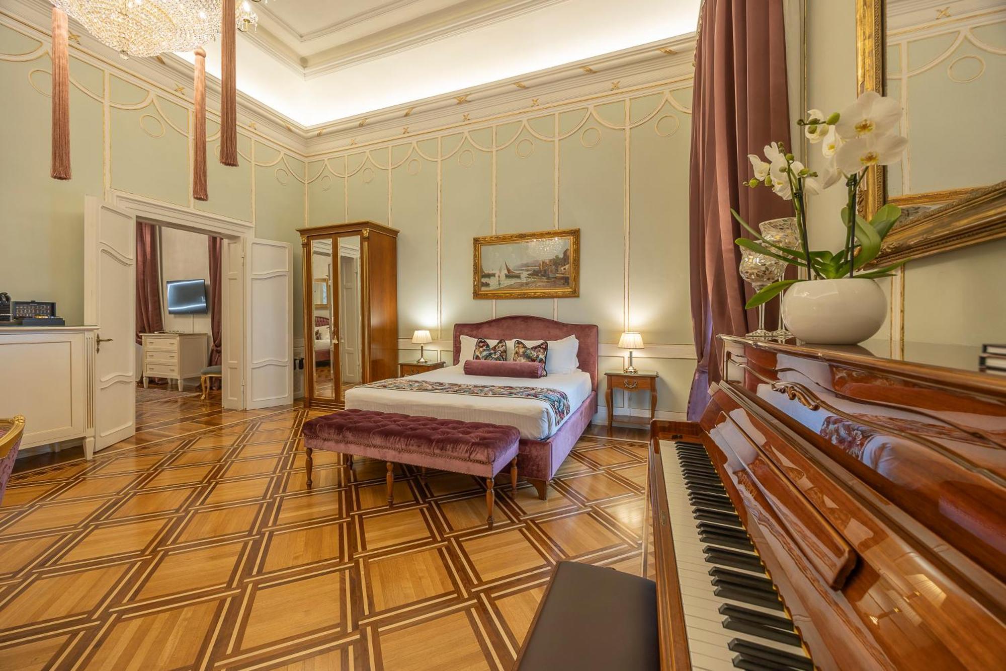 Palazzo Monga Boutique Guesthouse Verona Exterior photo