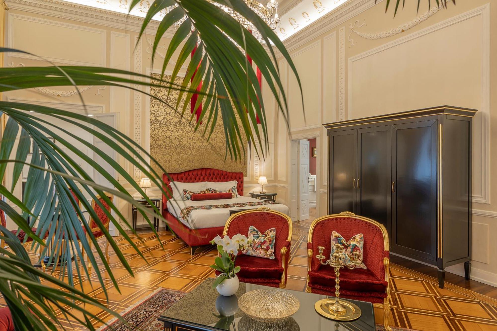 Palazzo Monga Boutique Guesthouse Verona Exterior photo